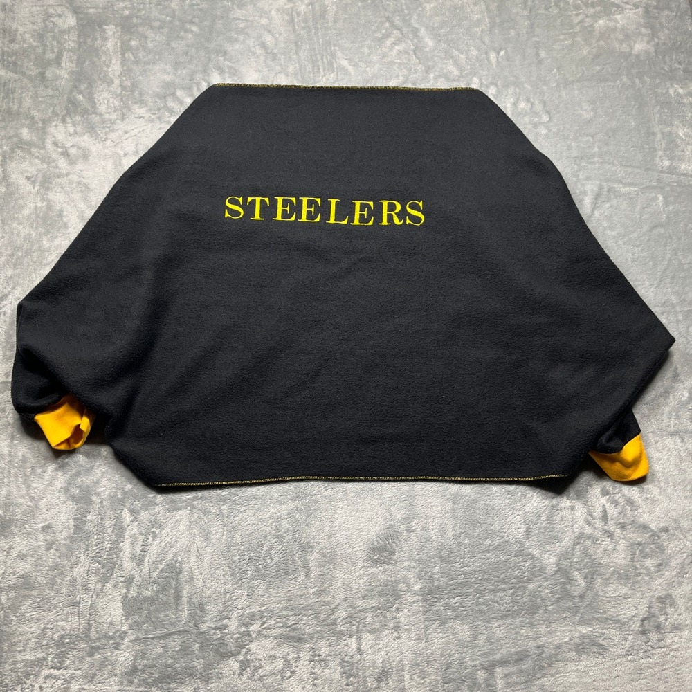 Pittsburg Steelers Poncho Women Black Yellow Fleece NFL Game Day Wrap OS